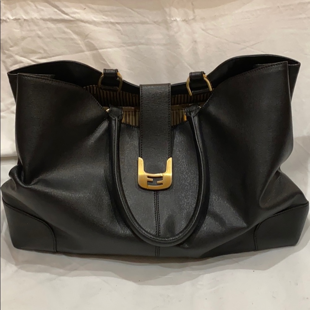 Fendi leather bag / tote